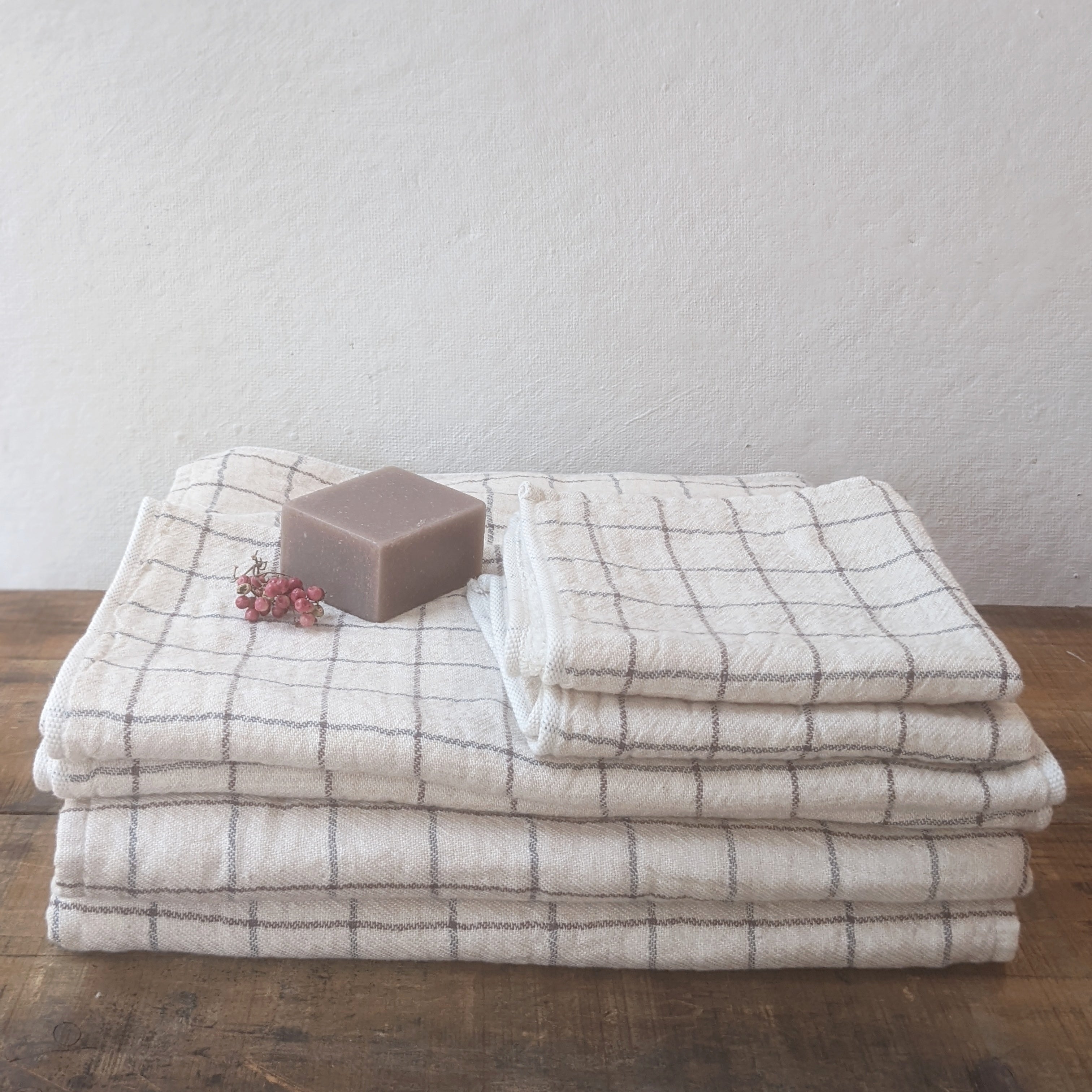 Japanese Graph Towel - Earl Grey